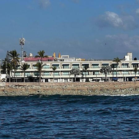 Hotel La Siesta Malecon Mazatlan Ngoại thất bức ảnh