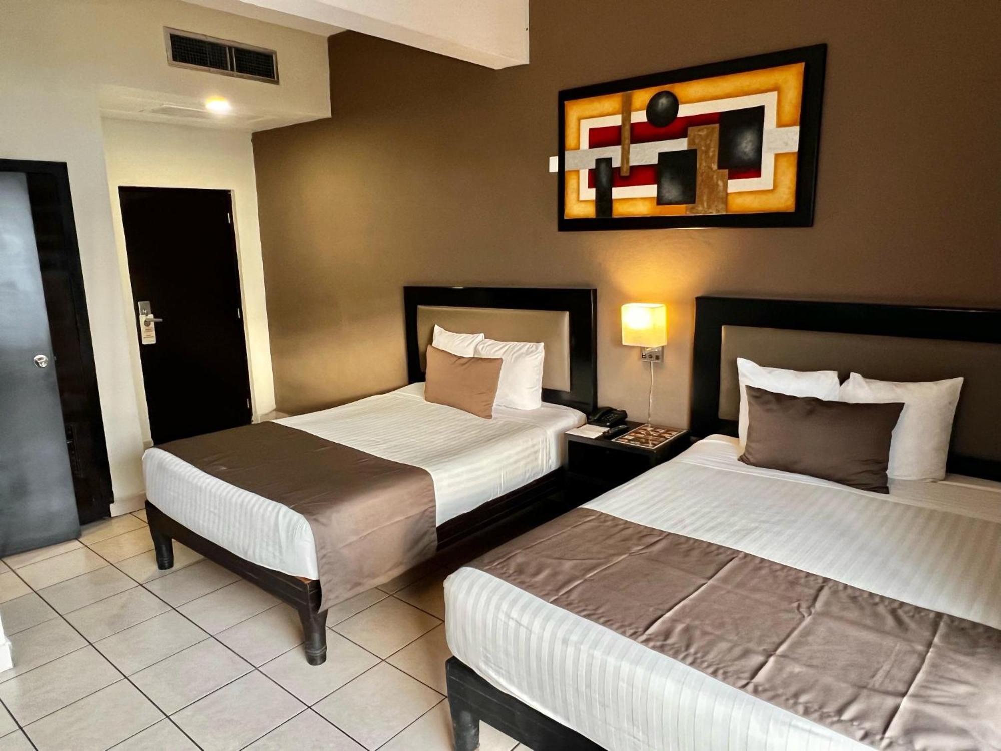 Hotel La Siesta Malecon Mazatlan Phòng bức ảnh