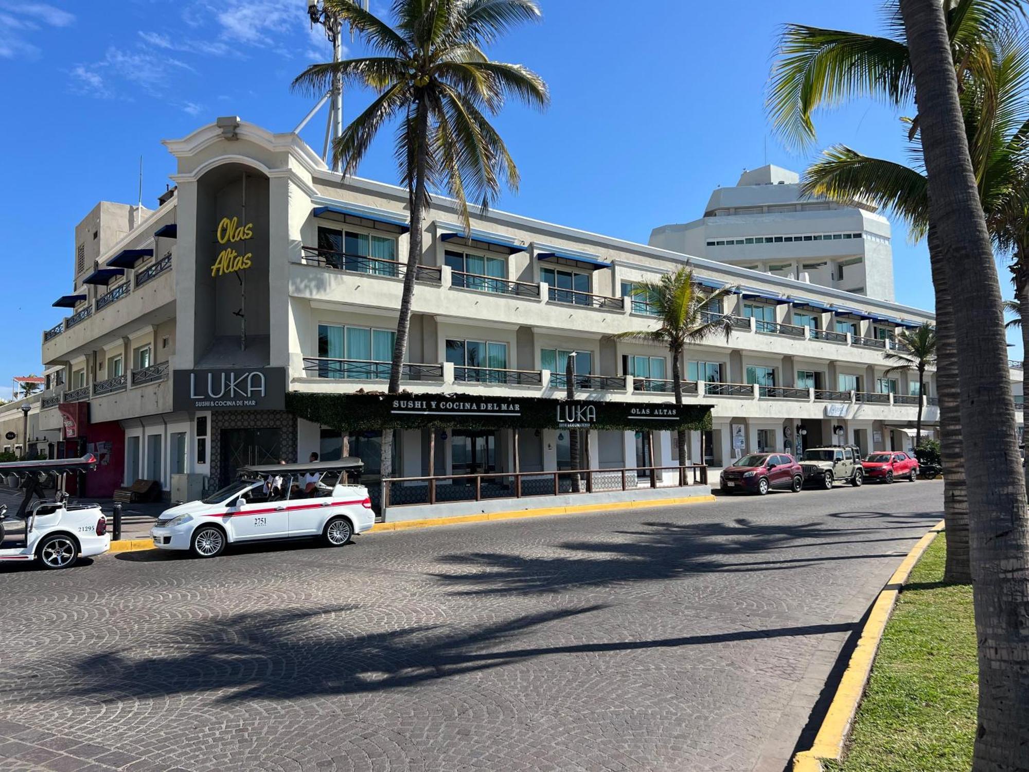 Hotel La Siesta Malecon Mazatlan Ngoại thất bức ảnh
