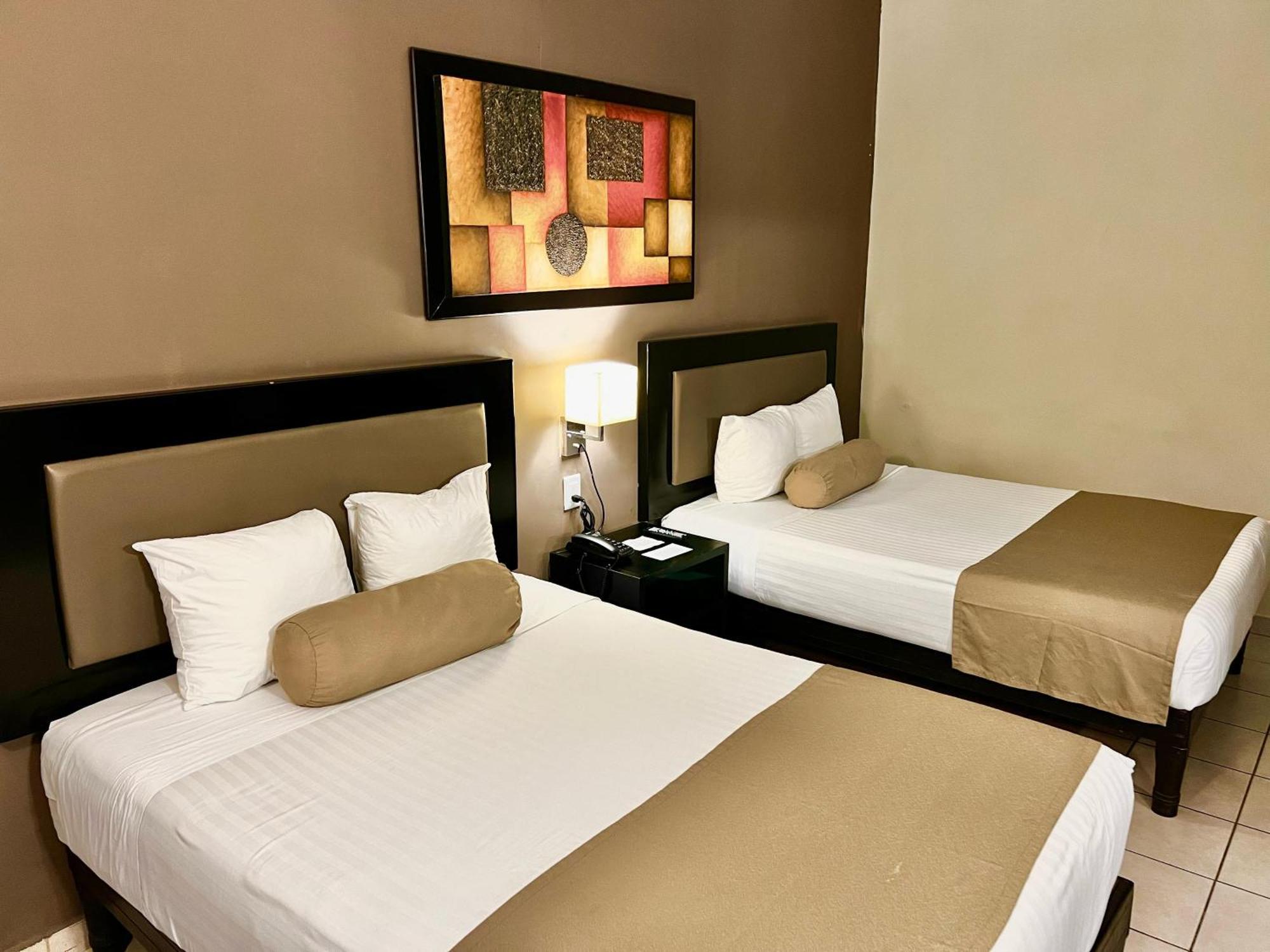 Hotel La Siesta Malecon Mazatlan Phòng bức ảnh