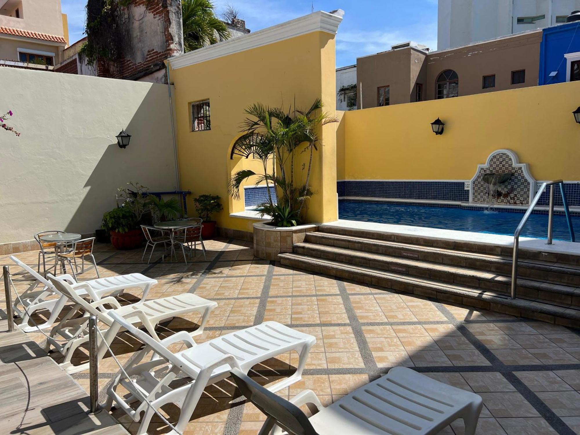 Hotel La Siesta Malecon Mazatlan Ngoại thất bức ảnh