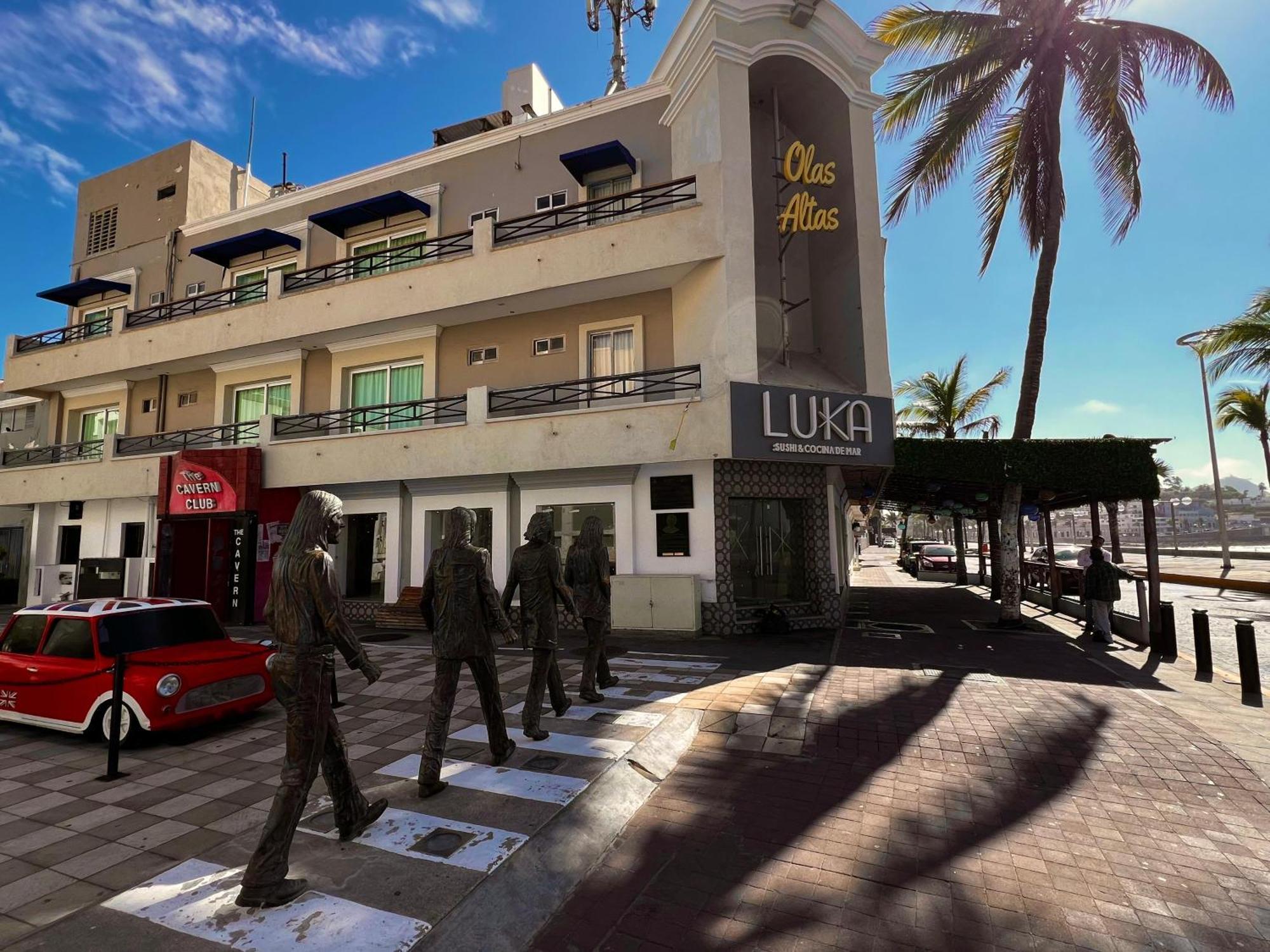 Hotel La Siesta Malecon Mazatlan Ngoại thất bức ảnh