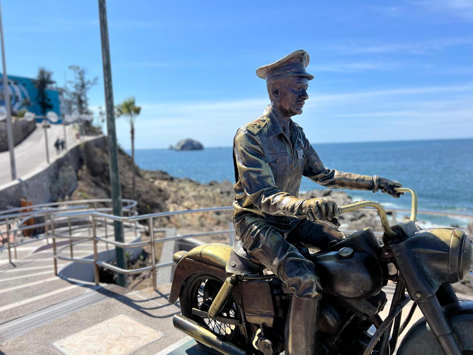 Hotel La Siesta Malecon Mazatlan Ngoại thất bức ảnh