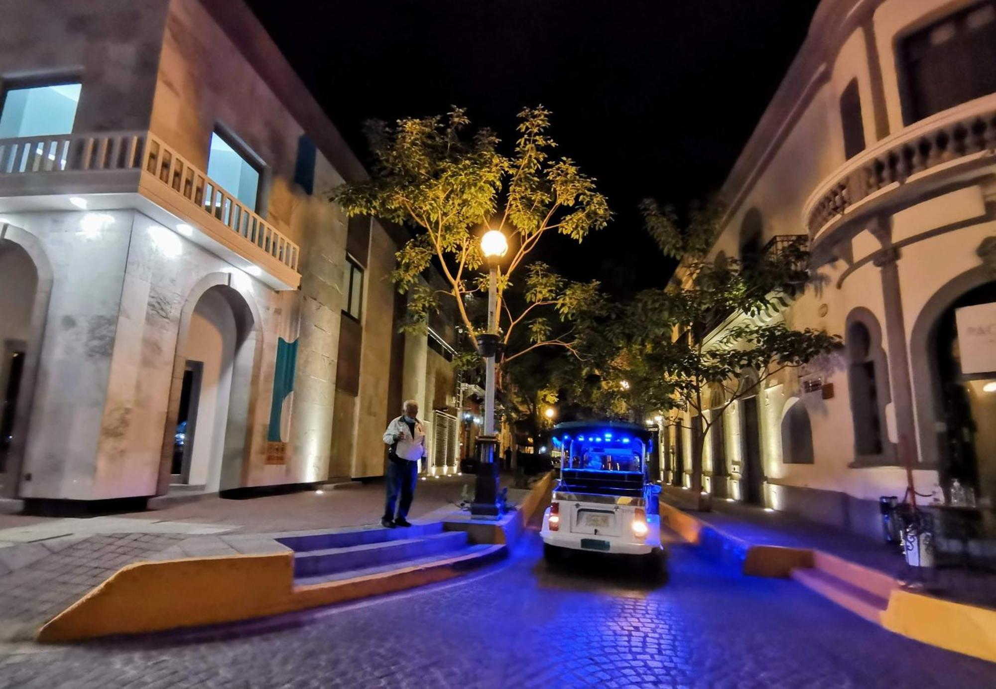 Hotel La Siesta Malecon Mazatlan Ngoại thất bức ảnh