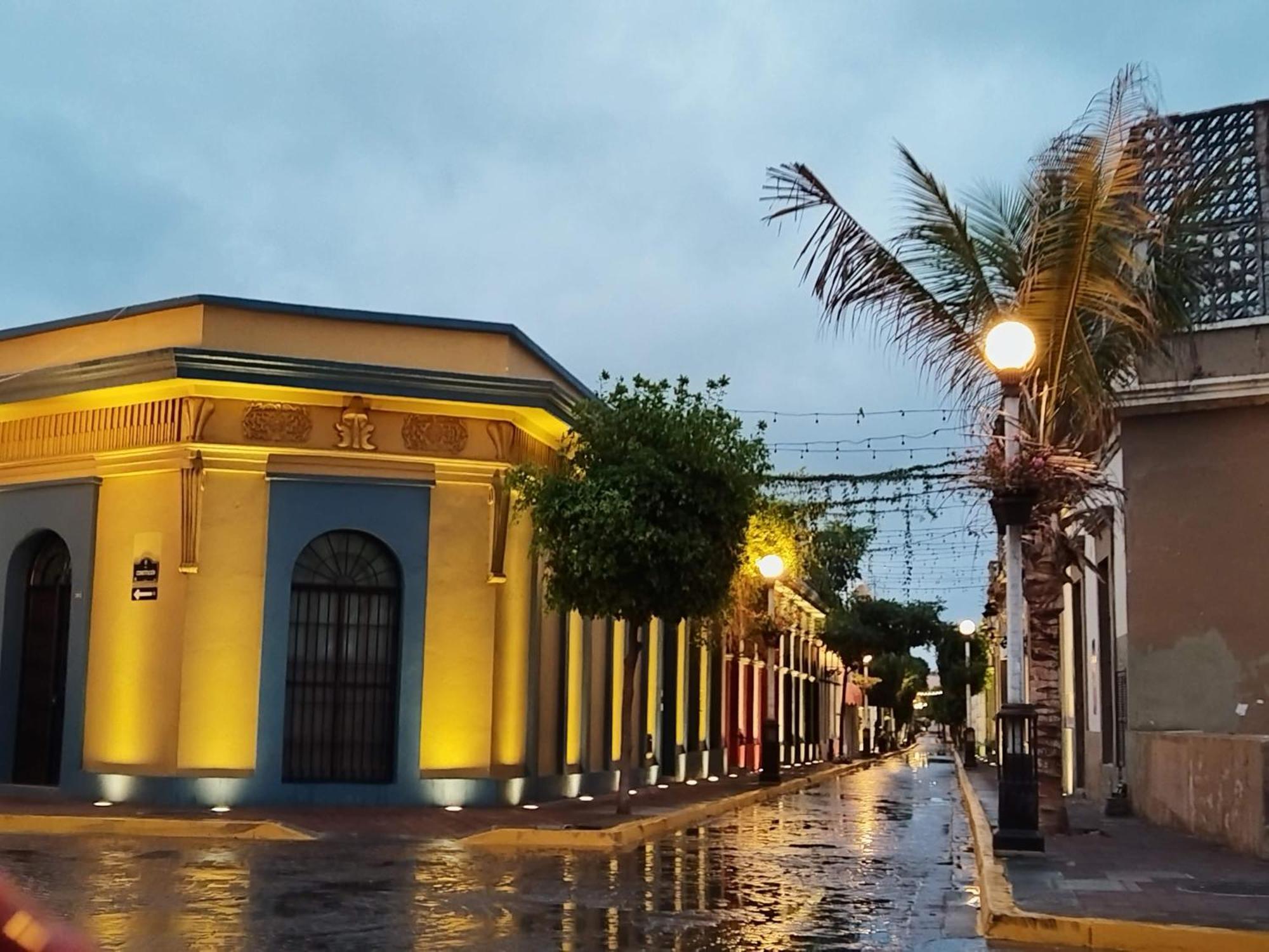 Hotel La Siesta Malecon Mazatlan Ngoại thất bức ảnh