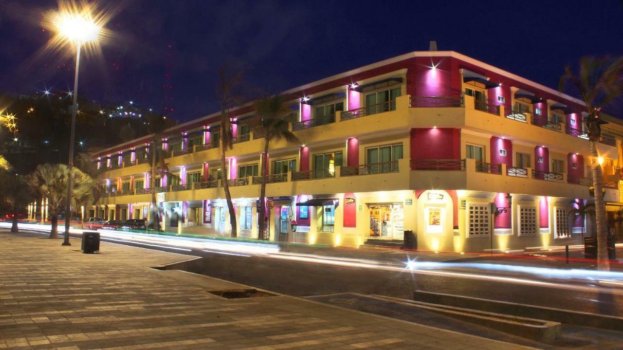 Hotel La Siesta Malecon Mazatlan Ngoại thất bức ảnh